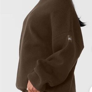 Alo Brown Ribbed Sweater